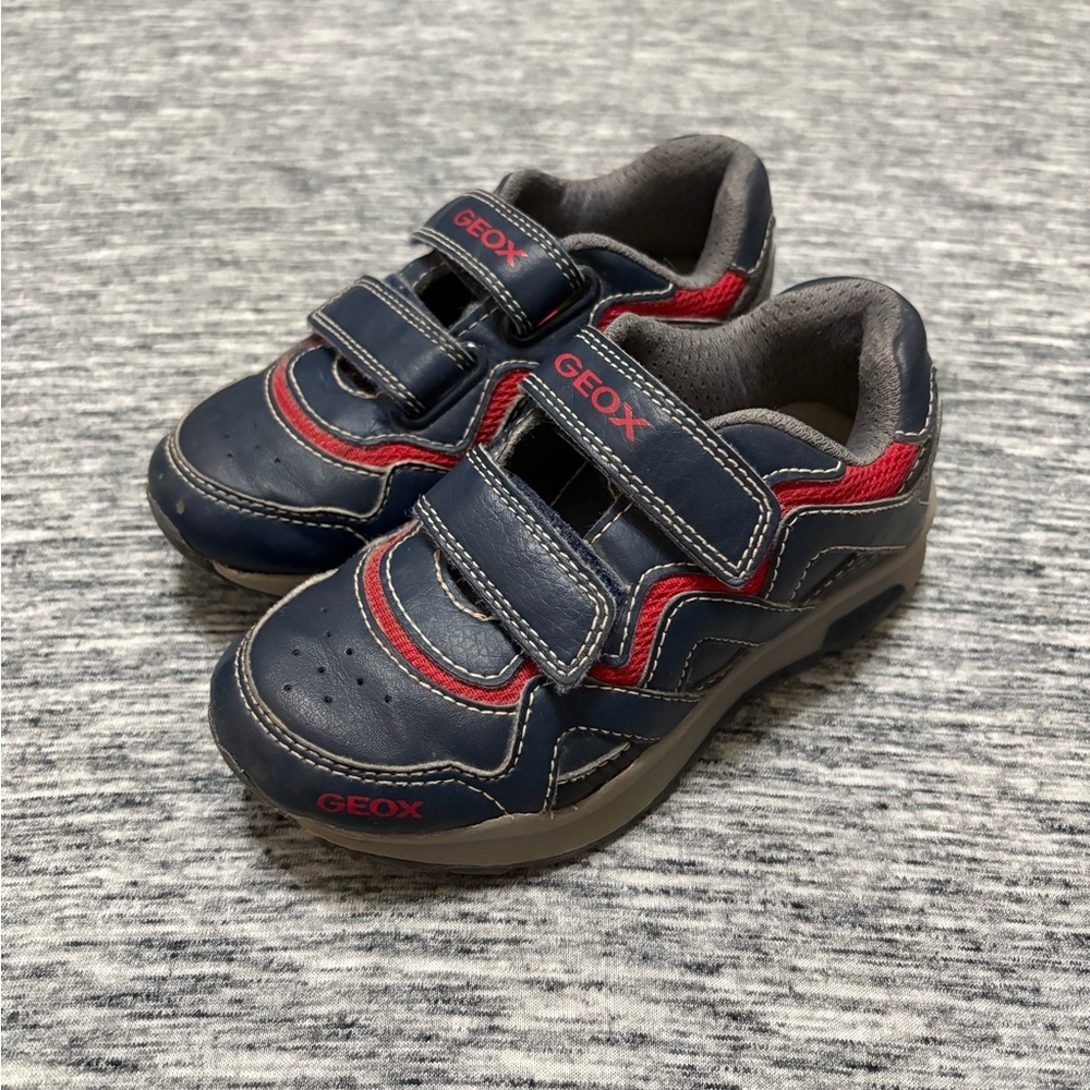 Toddler Boys Size 10 GEOX Velcro Running Shoes